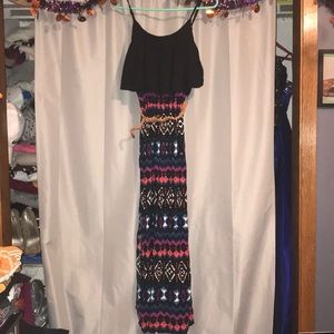 Patterned maxi dress👄